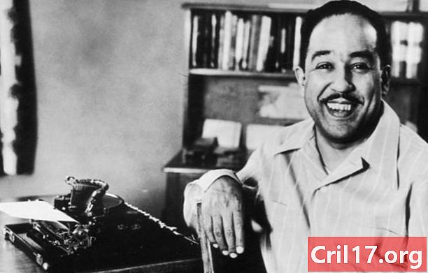 7 fakta om det litterære ikon Langston Hughes