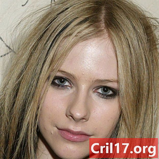 Avril Lavigne - Cântece, vârstă și albume