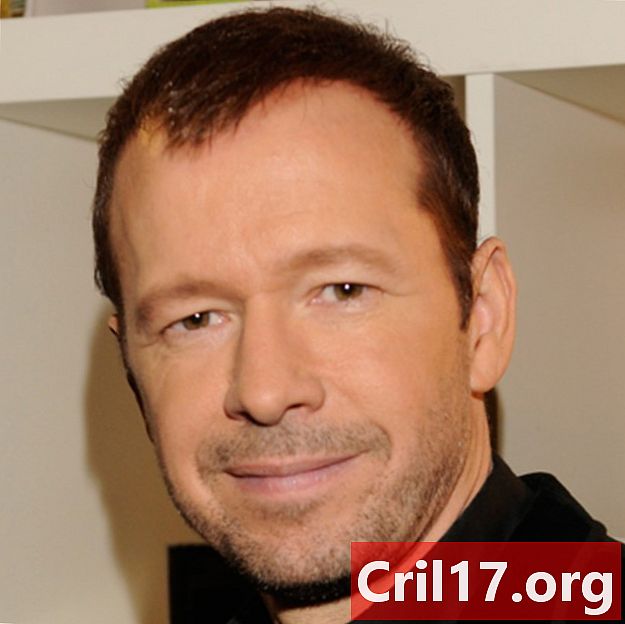 Donnie Wahlberg - Cantante