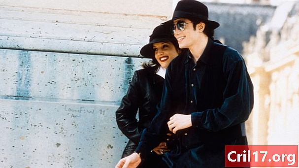Dins Michael Jackson i Lisa Marie Presleys Head-Scratching Marriage