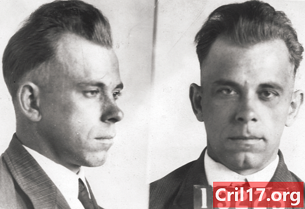 Mugshots of Famous Mobsters (ZDJĘCIA)