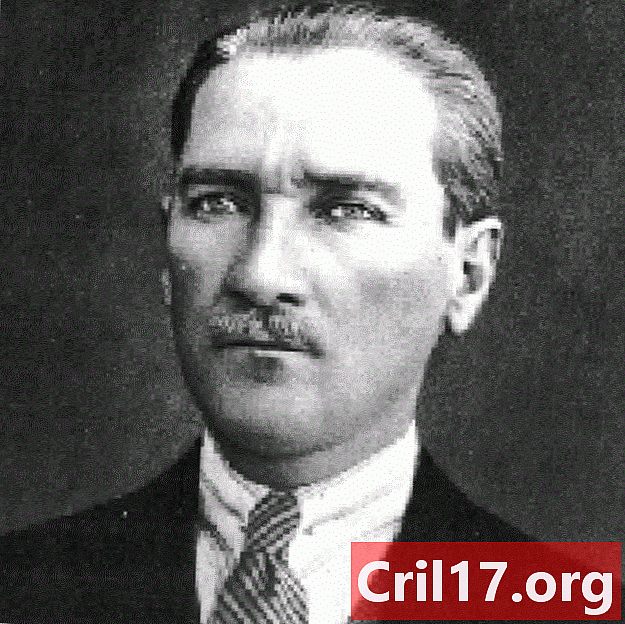 Mustafa Kemal Atatürk - - Životopis