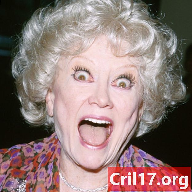 Phyllis Diller - Life, Family & Quotes