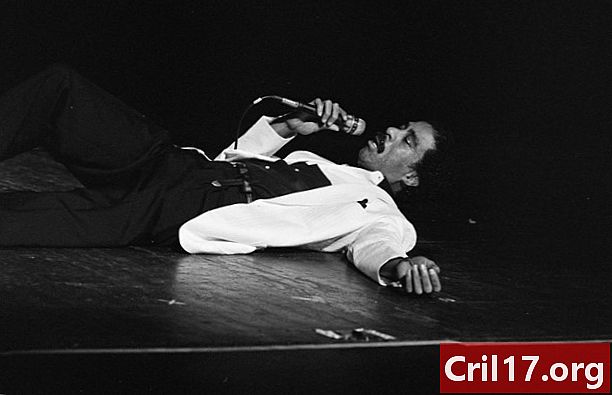Richard Pryor arriscou tudo ao sair do palco em 1967. Então, sua estrela subiu