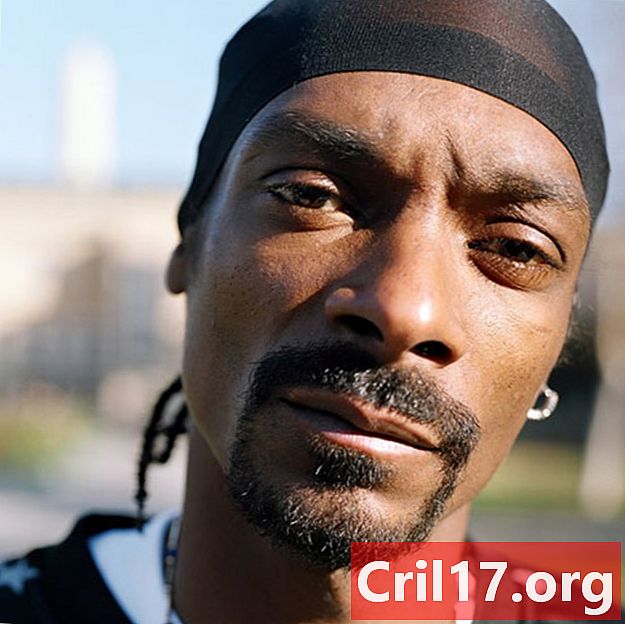 Snoop Dogg - Umur, Lagu & Isteri